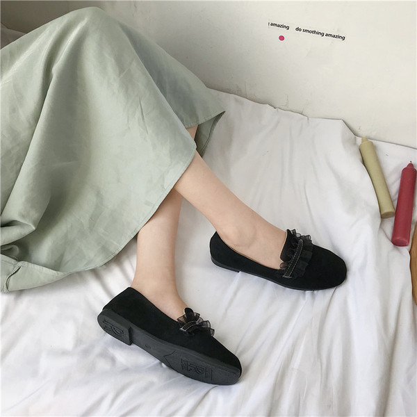 Mocasini eleganti de dama din piele intoarsa ecologica in negru si maro