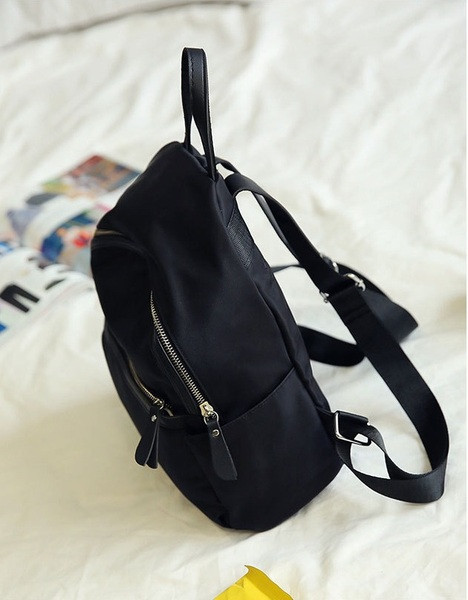 Rucsac de dama model NOU in negru si verde