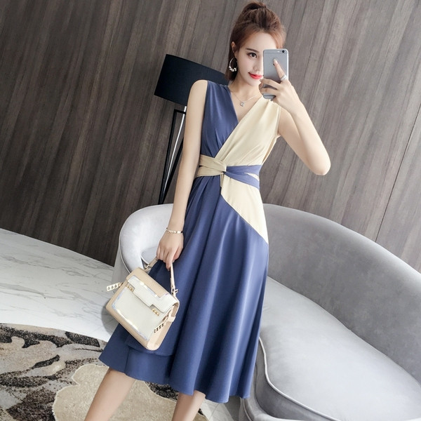 Rochie eleganta de dama - model croiat cu decolteu in V