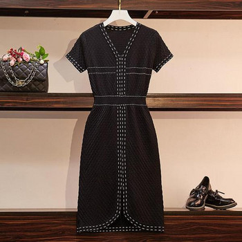 Rochie elegantă de damă cu mărimi până la 4XL în negru