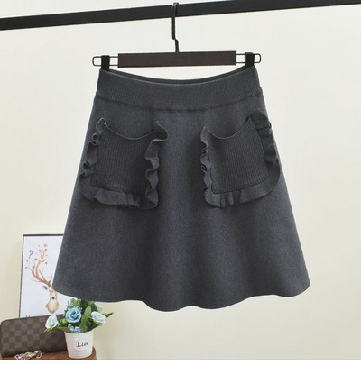 Fusta de dama moderna cu buzunare in mai multe culori diferite