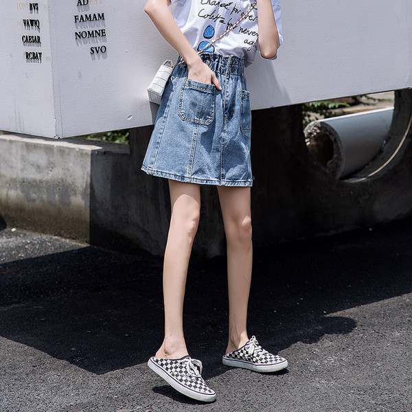 Fusta de dama actuala din denim cu talie elastica