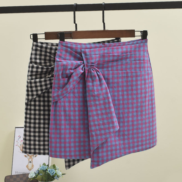 Fusta dama in carouri in doua culori