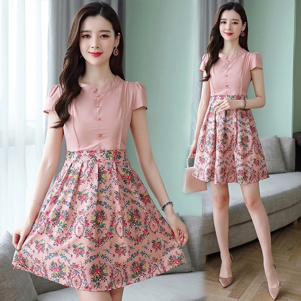 Rochie elegantă de damă cu model floral în roz