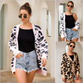 Vesta de dama moderna cu nasturi in trei culori si imprimeu animal