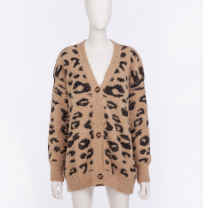 Vesta de dama moderna cu nasturi in trei culori si imprimeu animal