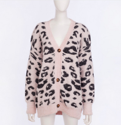 Vesta de dama moderna cu nasturi in trei culori si imprimeu animal