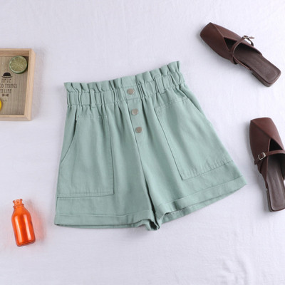 Pantaloni scurti de dama in patru culori cu nasturi