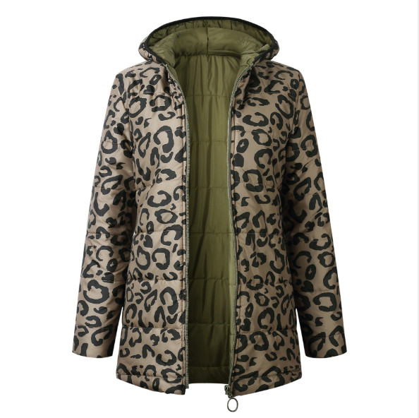 Модерно дамско яке с качулка и цип в три цвята