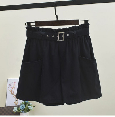 Pantaloni scurti de dama cu curea in mai multe culori