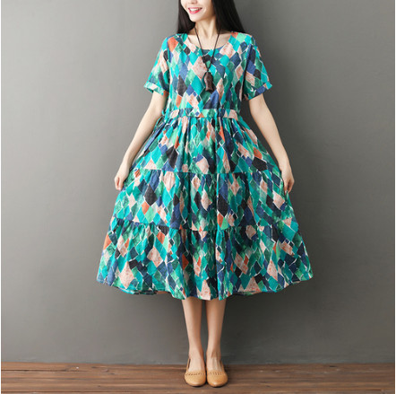 Rochie de dama moderna - model croiat in doua culori