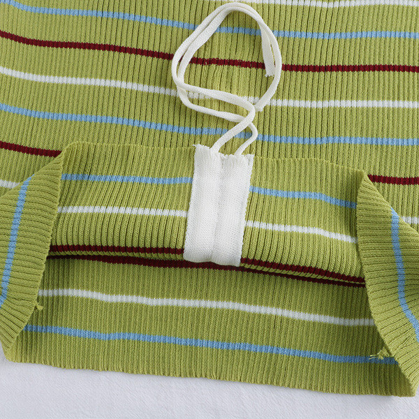 Tricou de dama actual in trei culori cu cravate