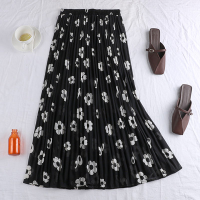 Fusta lunga de dama in patru culori cu motive florale