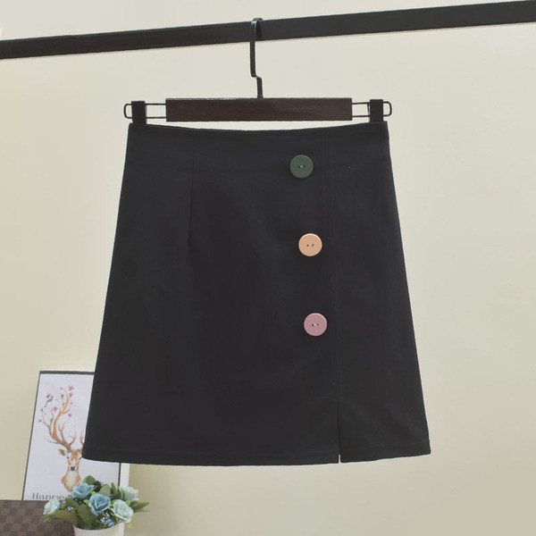 Fusta de dama eleganta cu nasturi colorati in mai multe culori