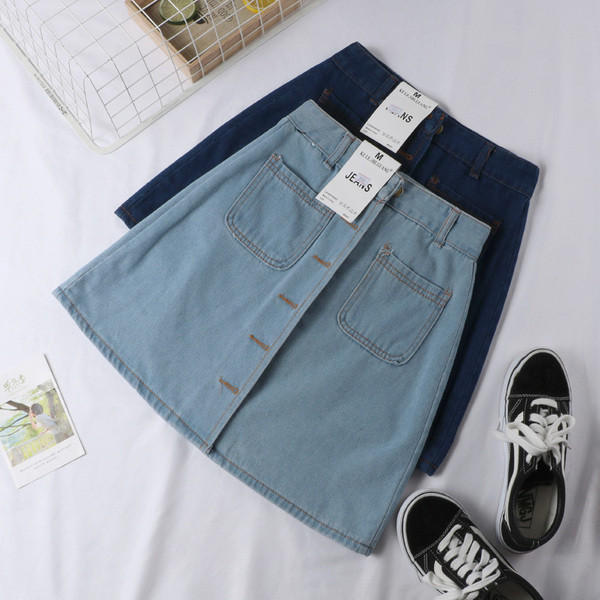 Fusta de dama moderna in patru culori - cu nasturi