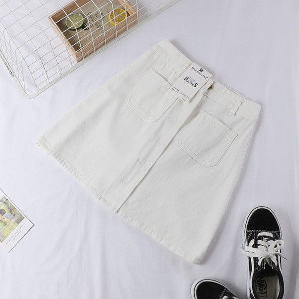 Fusta de dama moderna in patru culori - cu nasturi