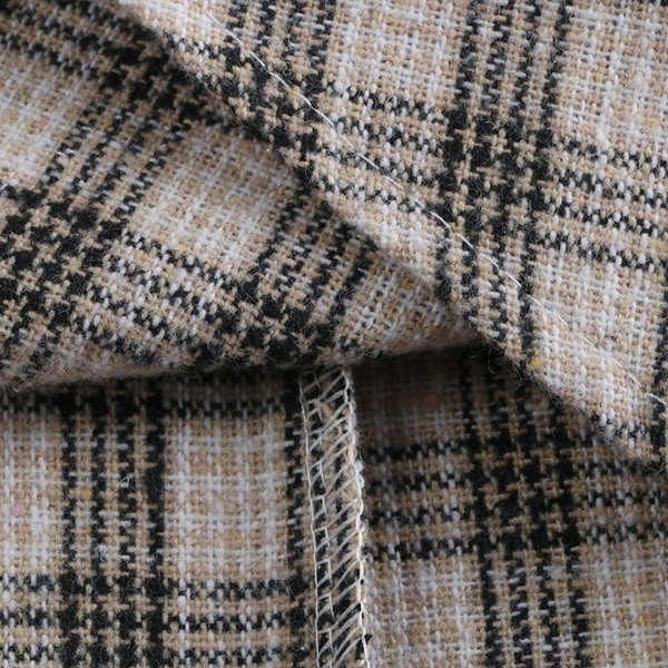 Model fustă în carouri de damă croită în patru culori