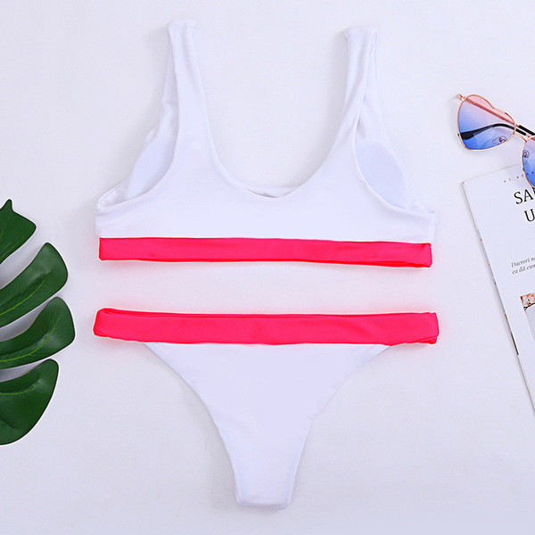 Нов модел дамски бански костюм от две части в три цвята