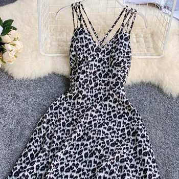 Rochie actuala de dama cu bretele subtiri si model animal