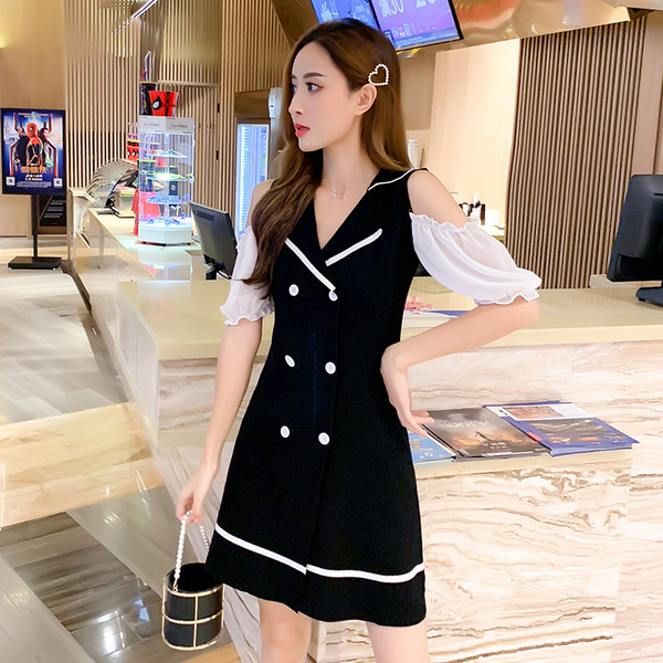 Rochie casual de dama cu nasturi si decolteu in V