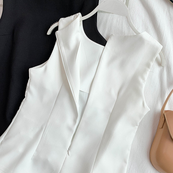 Maiou modern de damă model asimetric în alb și negru