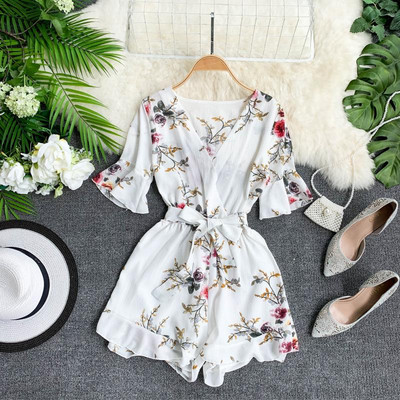 Salopeta de dama eleganta cu motiv floral si maneci scurte in mai multe culori