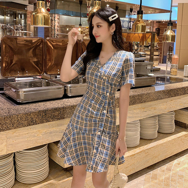 Rochie actuală de damă în carouri în două culori