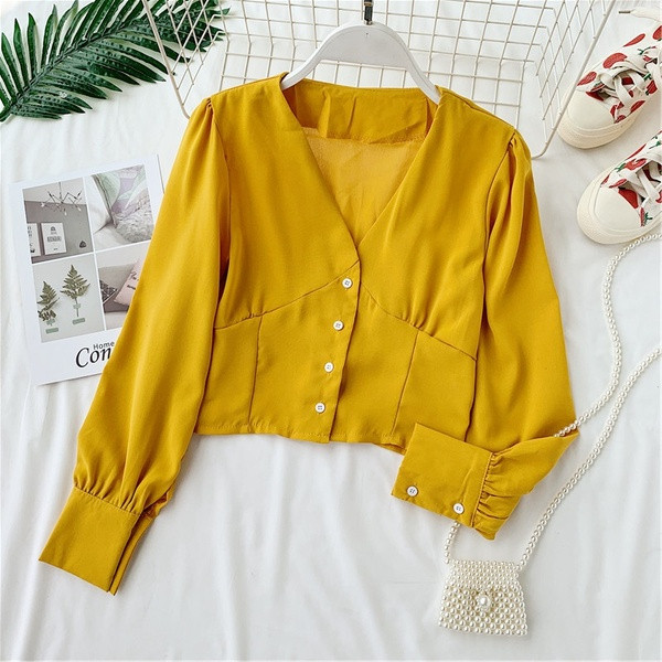 Cămașă de damă cu mâneci lungi și nasturi