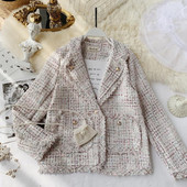 Geaca de dama de toamna cu buzunare in culori deschise si inchise