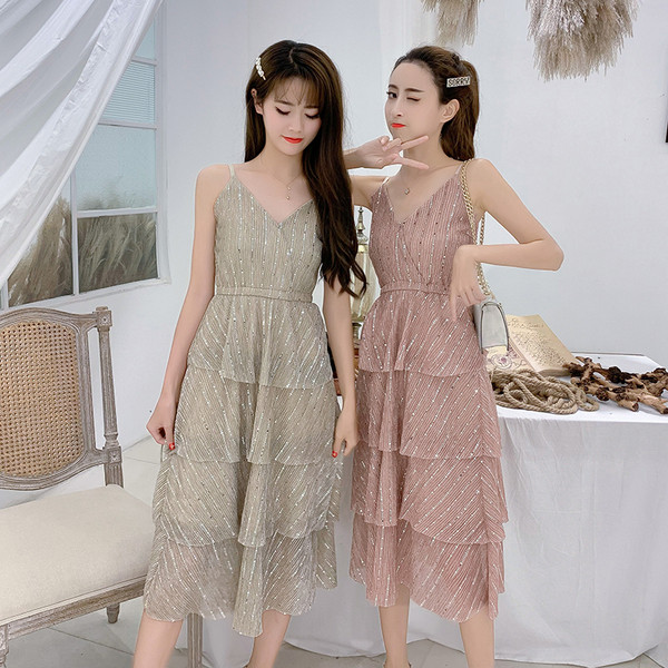 Rochie de dama actuala in doua culori cu bretele subtiri