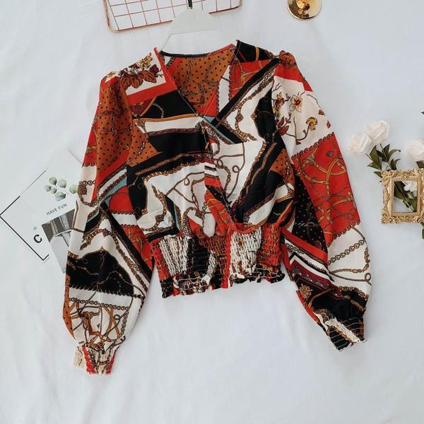 Cămașă elegantă de damă cu model colorat și decolteu în V