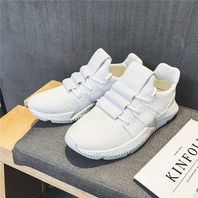 Model nou de adidasi barbatesti cu sireturi in trei culori