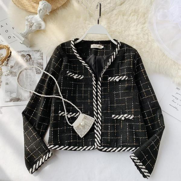 Geaca de dama de toamna cu guler in forma de V in alb si negru