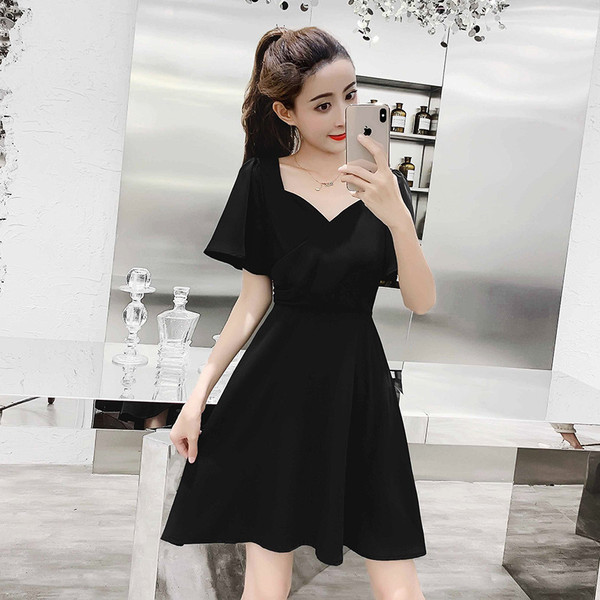 Rochie de dama actuala croiala in doua culori cu maneca scurta