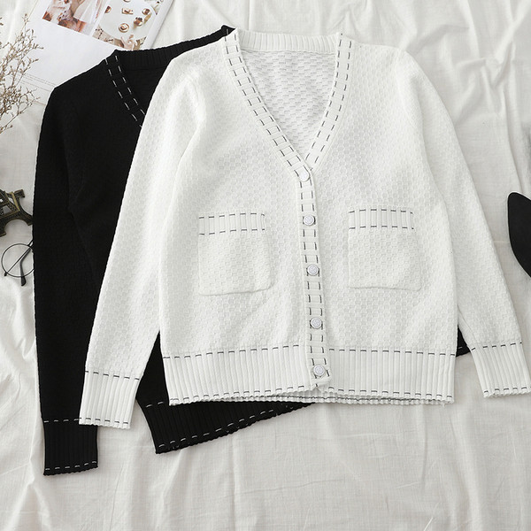 Vestă modernă pentru femei în alb și negru