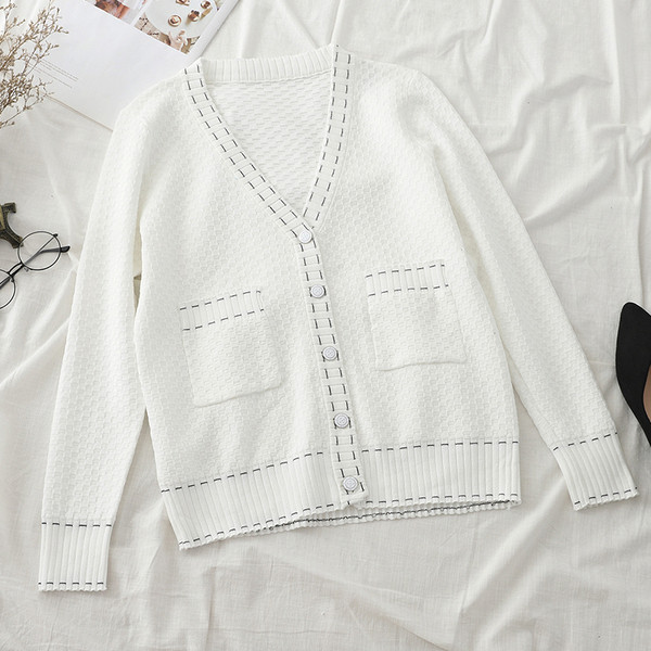 Vestă modernă pentru femei în alb și negru