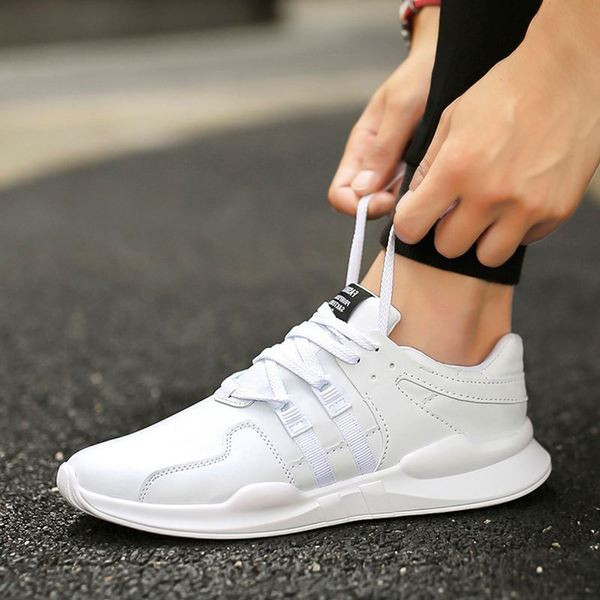 NOI adidași bărbați cu șireturi în două modele în alb și negru