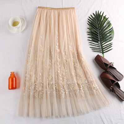 Fusta de dama actuala in patru culori cu tul si broderie