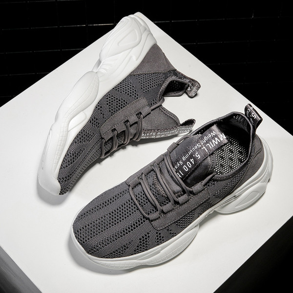 Tenisi moderni pentru bărbați cu șireturi în gri și negru