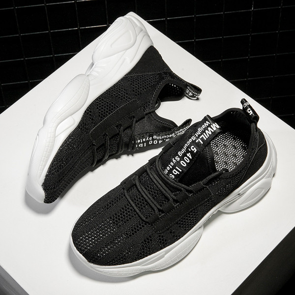 Tenisi moderni pentru bărbați cu șireturi în gri și negru