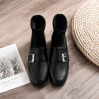 Pantofi casual de dama moderni cu element metalic in negru