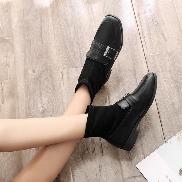 Pantofi casual de dama moderni cu element metalic in negru