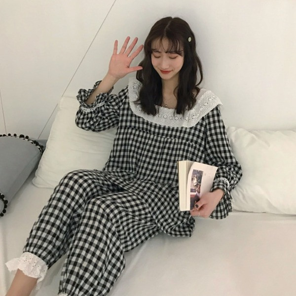 Pijamale de damă în carouri în două părți alb-negru