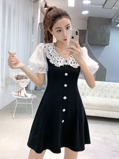 Rochie elegantă de damă, neagră, cu decolteu O