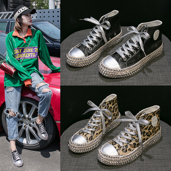 Adidași moderni de damă cu șireturi în două culori