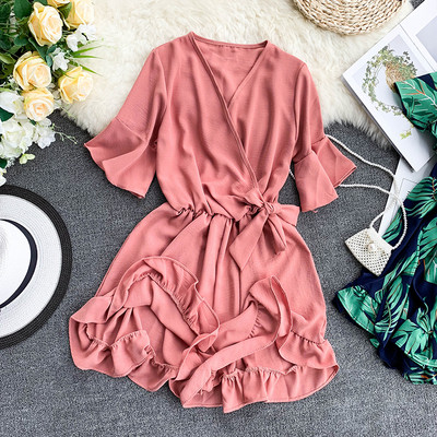 Salopetă elegantă de damă cu model floral și mâneci scurte