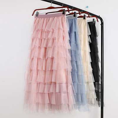 Дамска модерна пола в няколко цвята с тюл