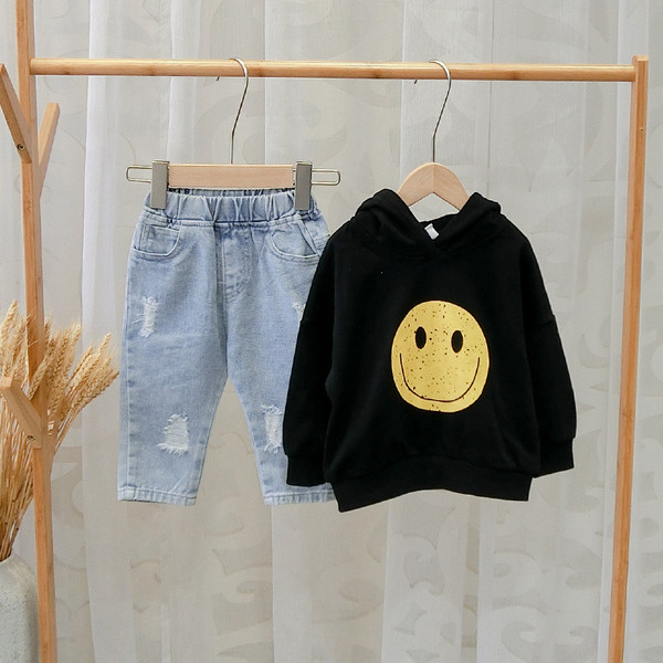 Bluza pentru copii model nou pentru baieti in negru si maro