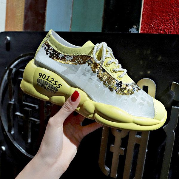 Μοντέρνα γυναικεία πάνινα παπούτσια με κορδόνια  και πούλιες σε διάφορα χρώματα