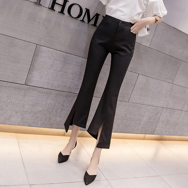 Актуален дамски панталон Slim модел в два цвята